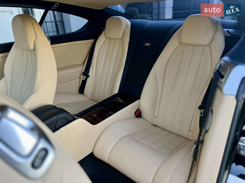 Bentley Continental GT 2011