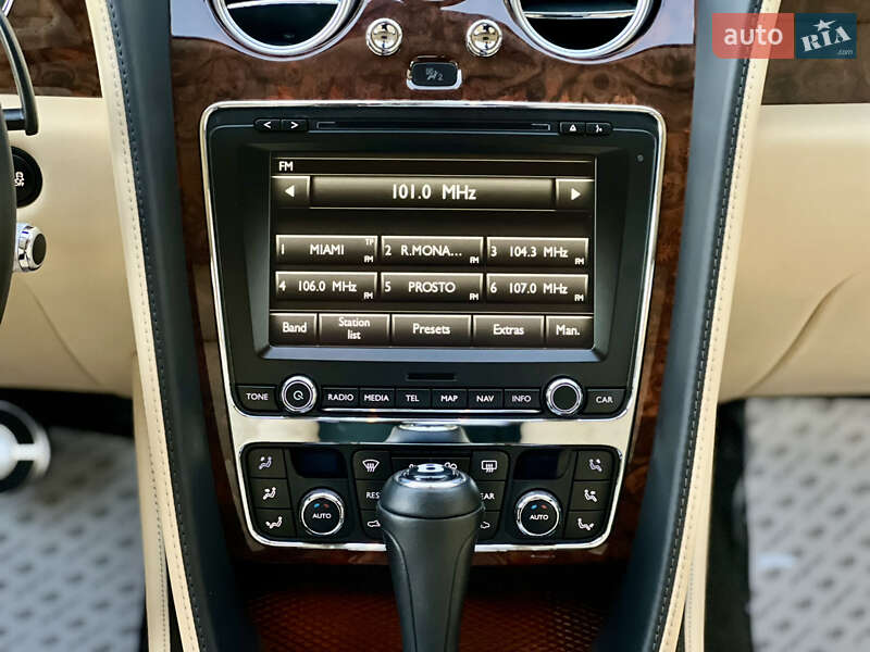 Bentley Continental GT 2011