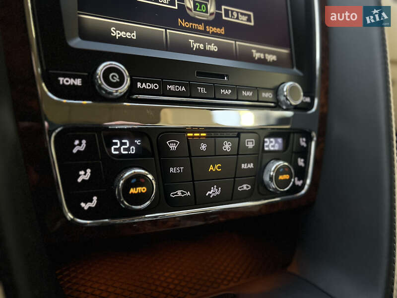 Bentley Continental GT 2011