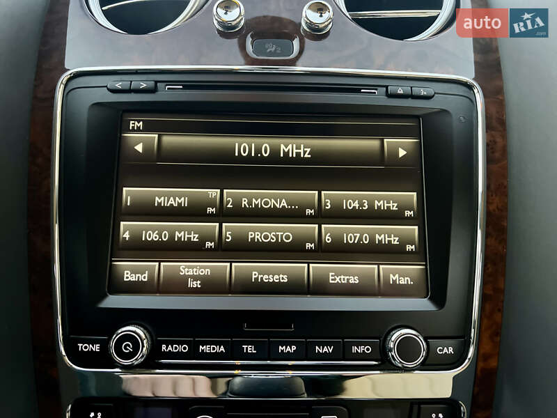 Bentley Continental GT 2011