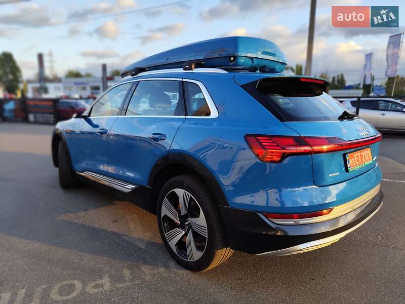 Audi e-tron 2019