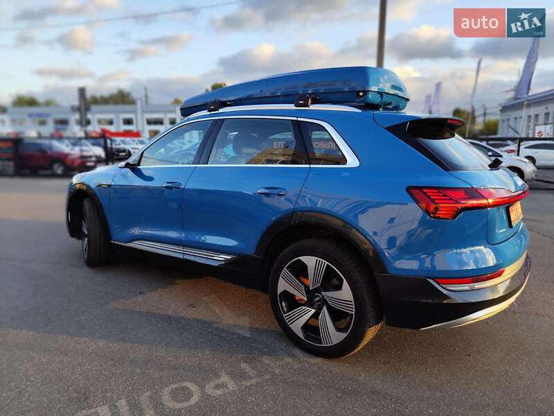 Audi e-tron 2019