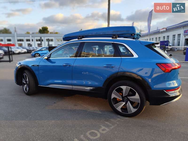 Audi e-tron 2019