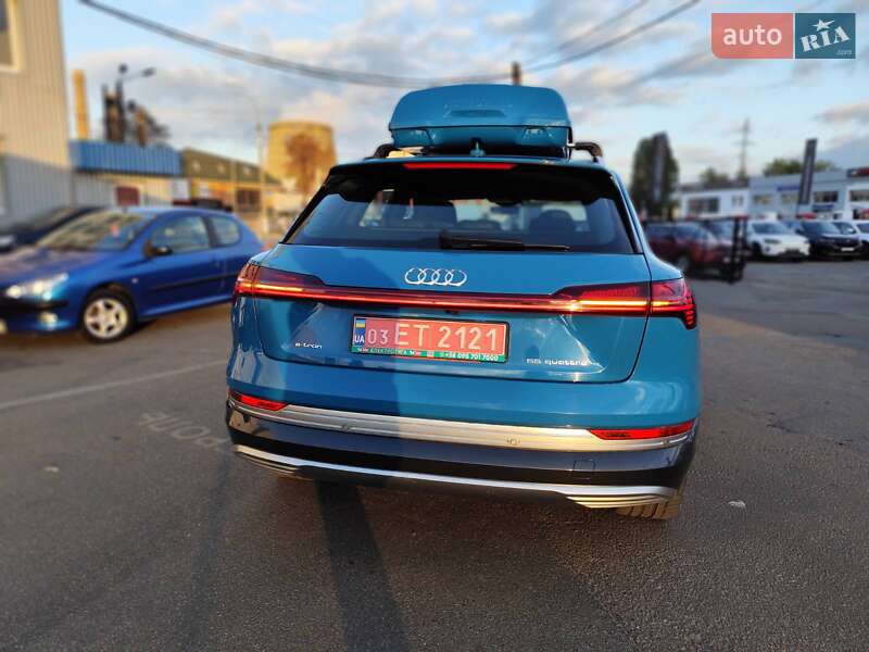 Audi e-tron 2019