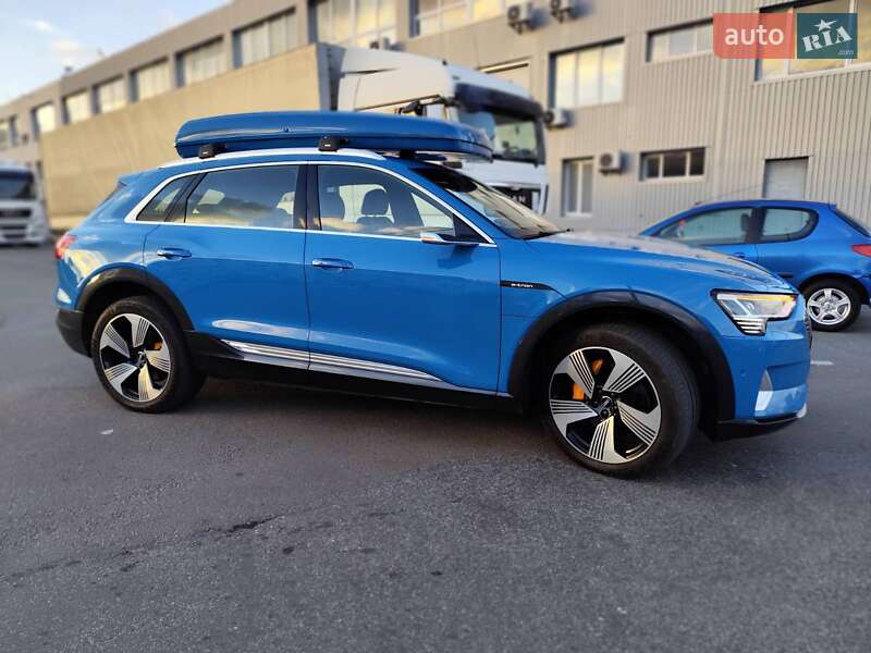 Audi e-tron 2019