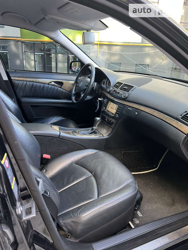 Mercedes-Benz E-Class 2008