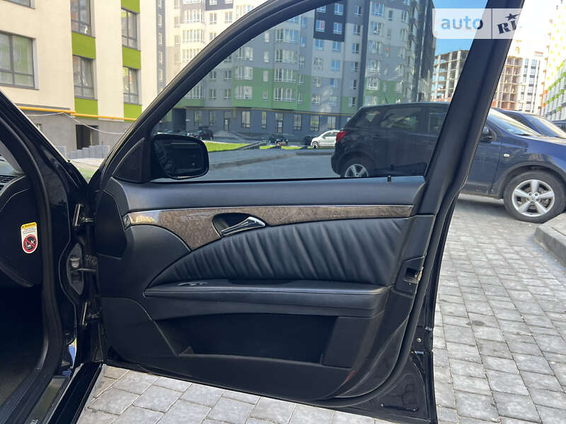 Mercedes-Benz E-Class 2008