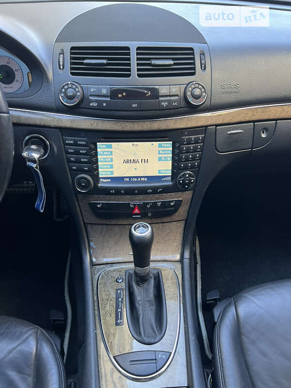 Mercedes-Benz E-Class 2008