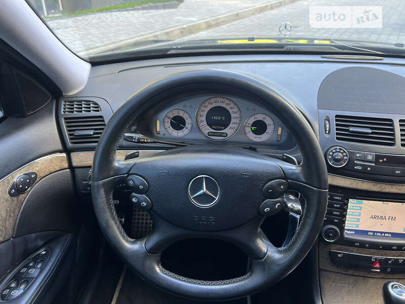 Mercedes-Benz E-Class 2008