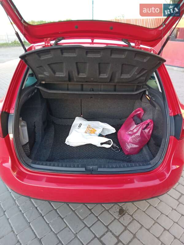 SEAT-9