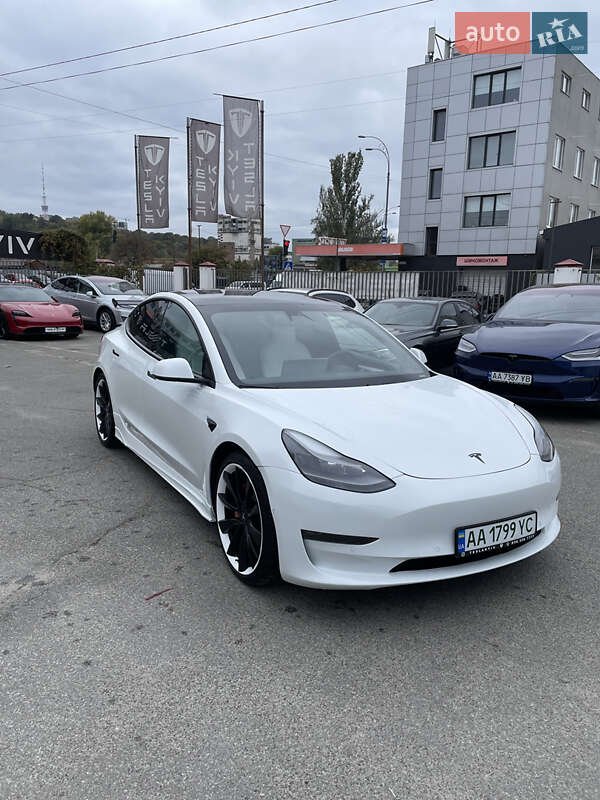Tesla-5