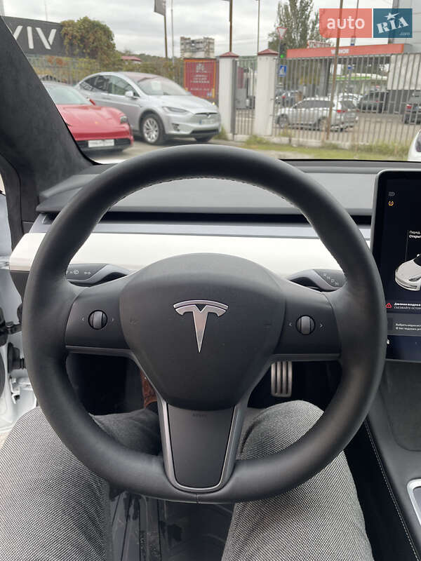 Tesla-10