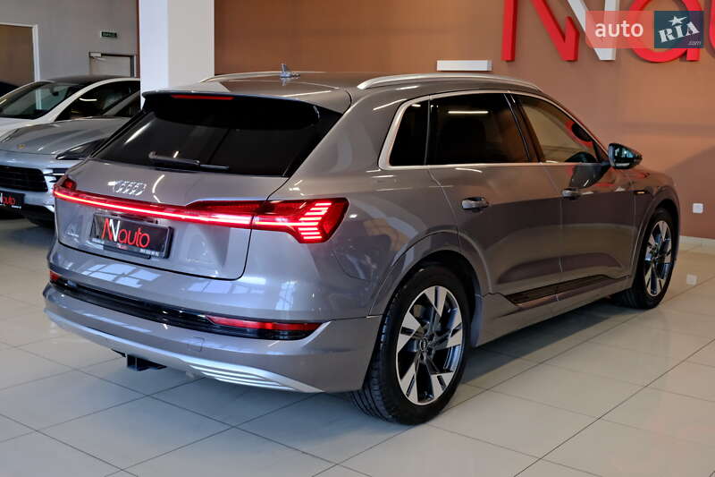 Audi e-tron 2020