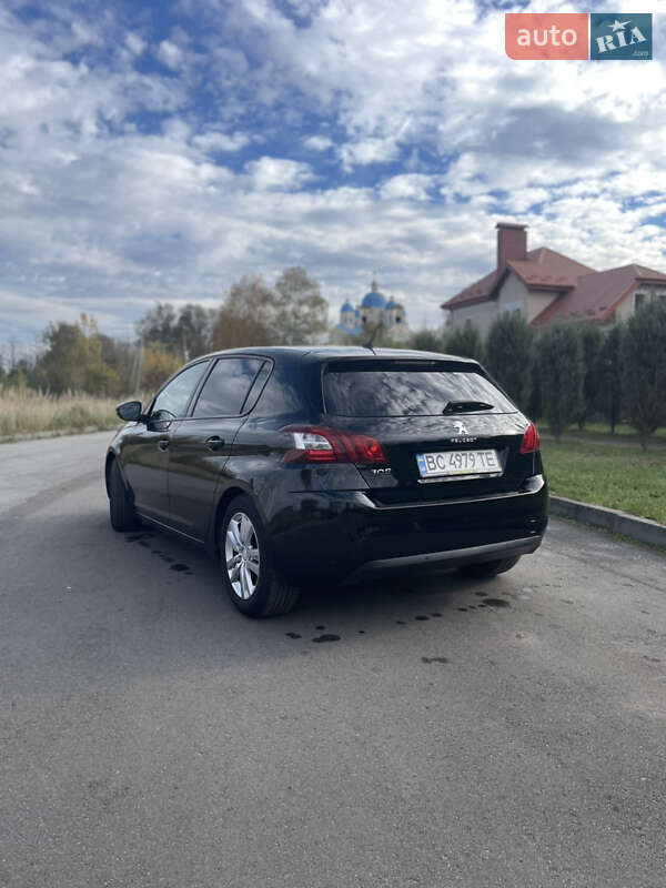 Peugeot-5
