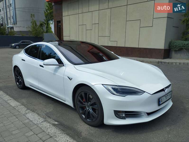 Tesla-8
