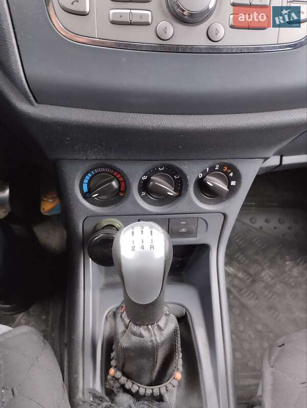 Ford Tourneo Connect 2012