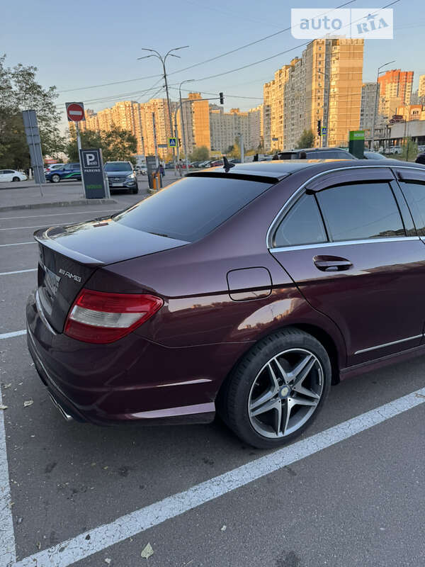 Mercedes-Benz C-Class 2008