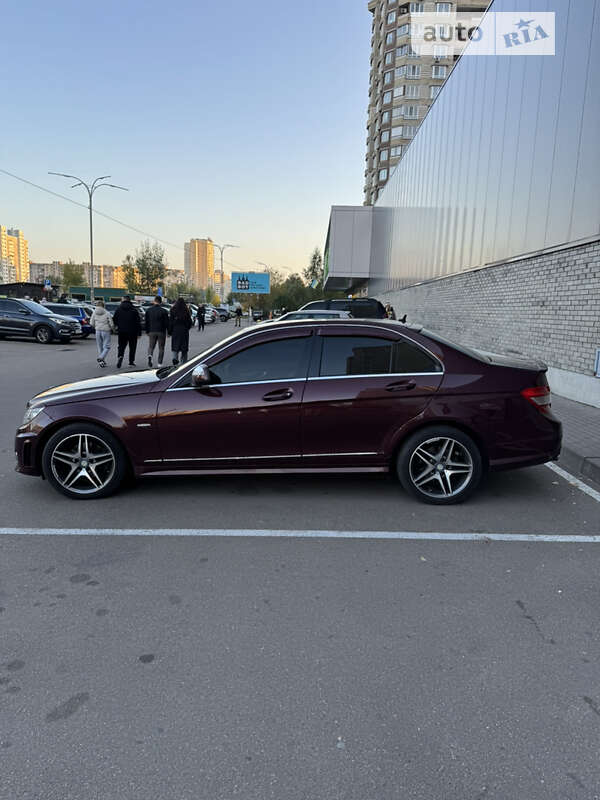 Mercedes-Benz C-Class 2008