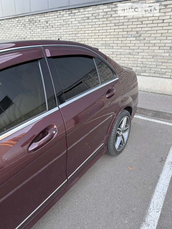 Mercedes-Benz C-Class 2008