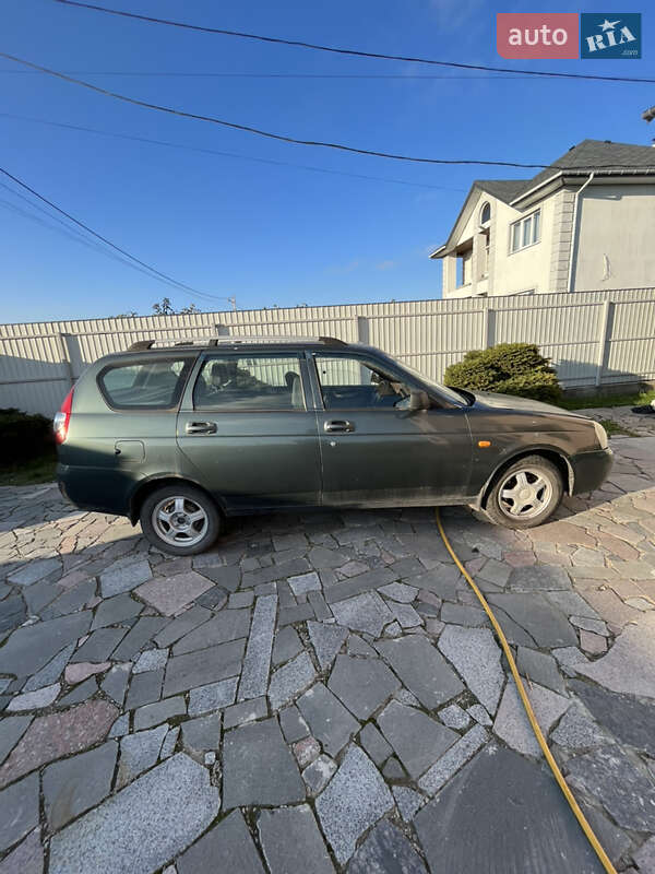 ВАЗ / Lada 2171 Priora 2011