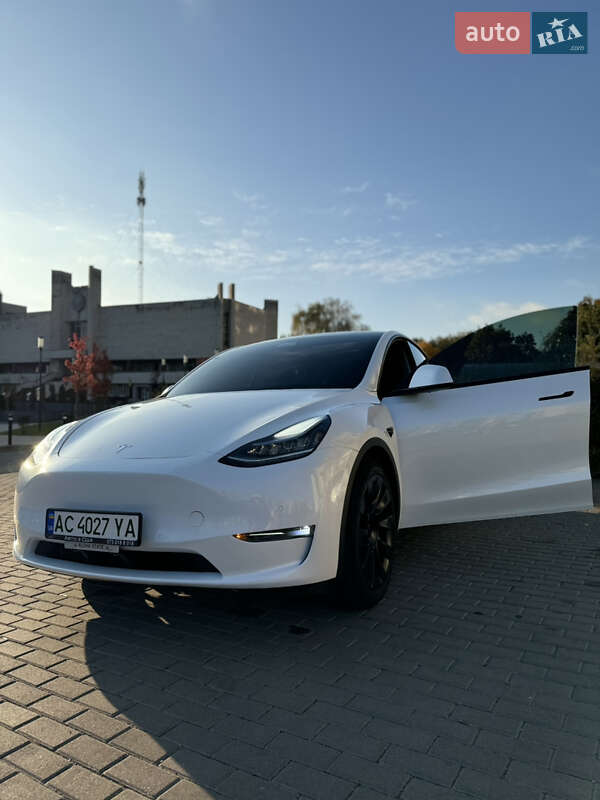 Tesla-8