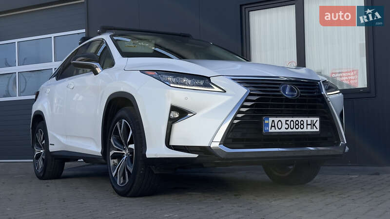 Lexus-1
