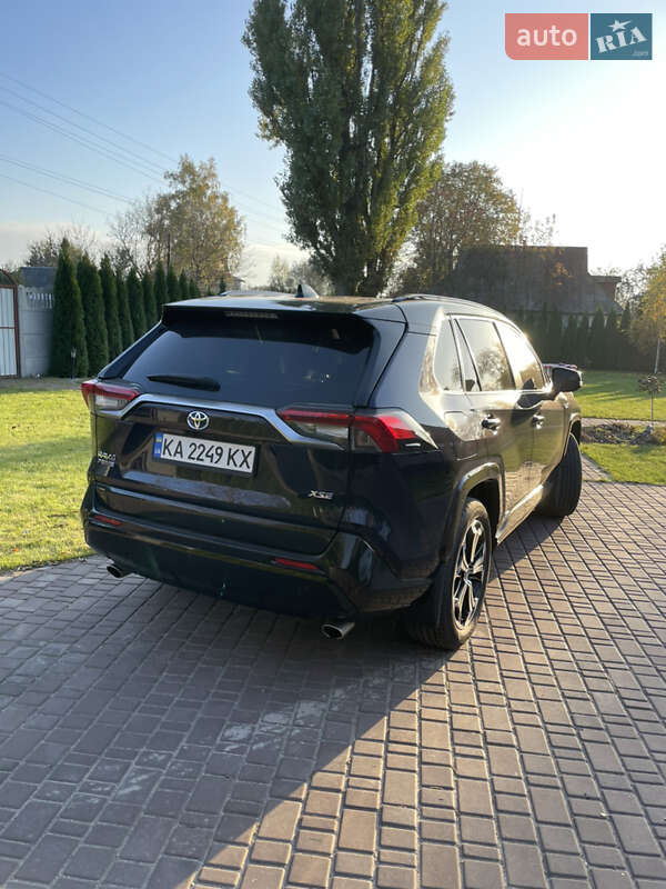 Toyota RAV4 PHEV 2022