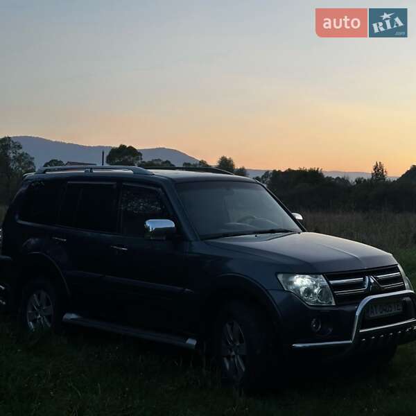 Mitsubishi Pajero Wagon 2007