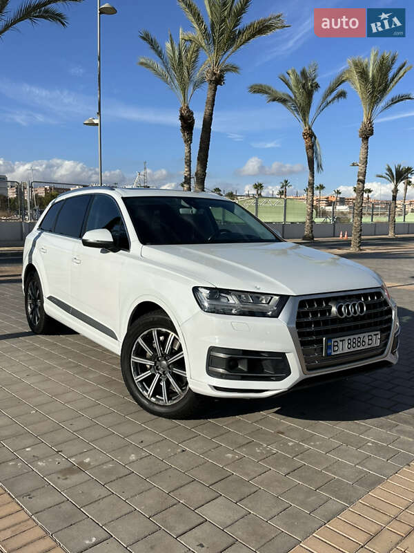 Audi-3