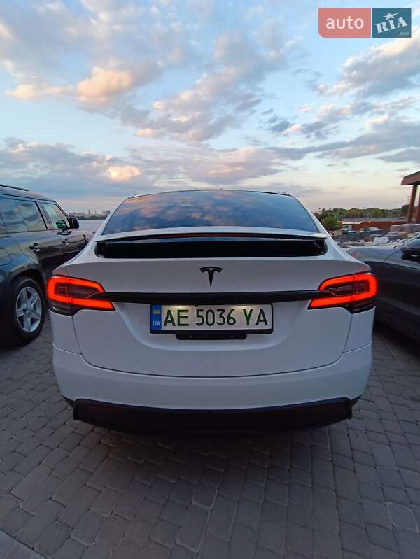 Tesla-7