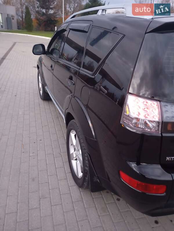 Mitsubishi Outlander 2008