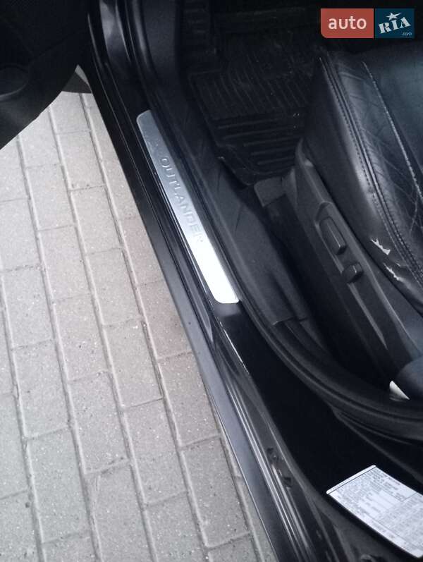 Mitsubishi Outlander 2008