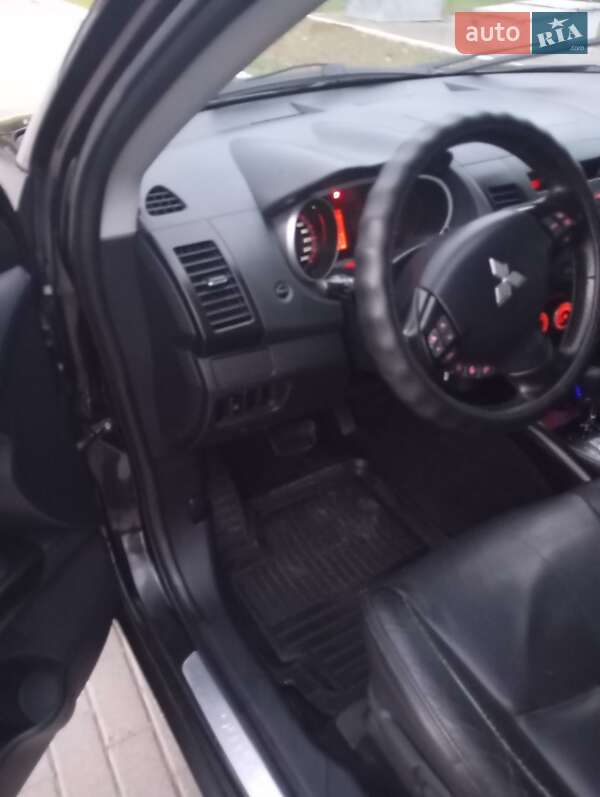 Mitsubishi Outlander 2008