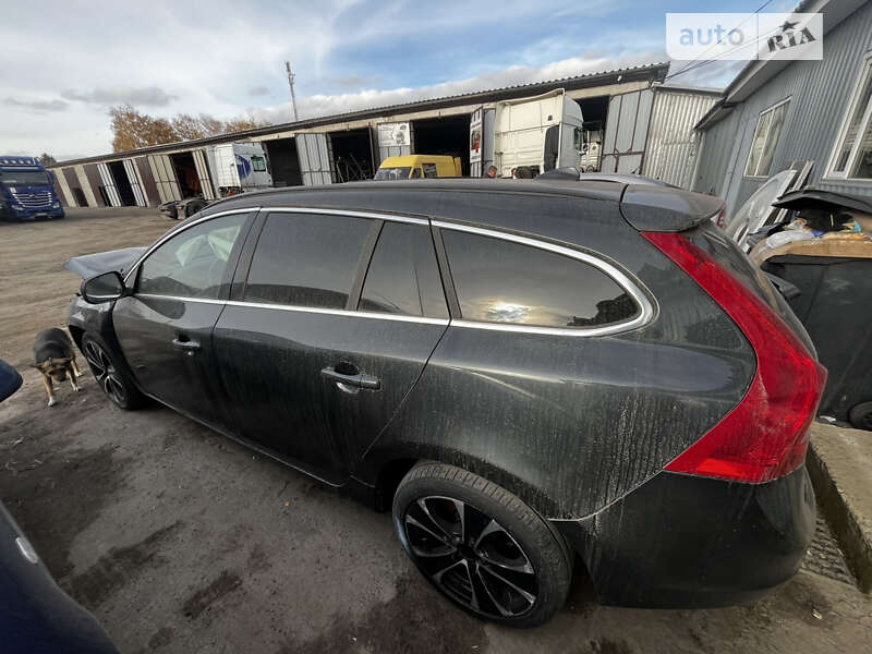 Volvo V60 2011