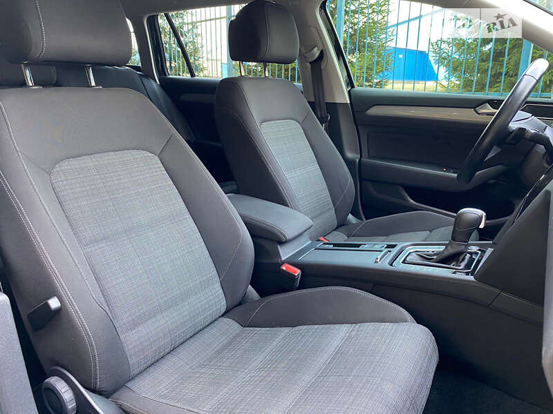 Volkswagen Passat 2020