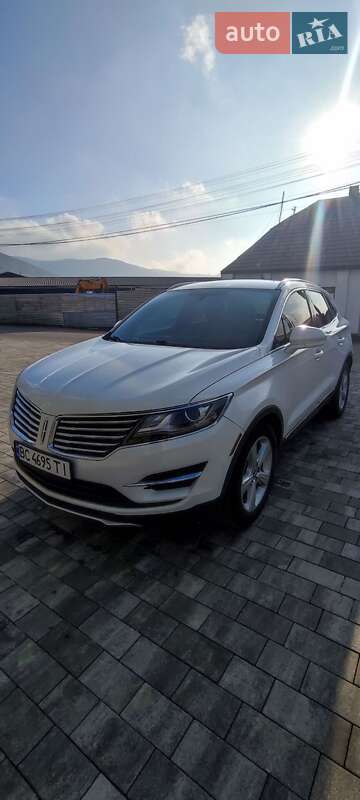 Lincoln MKC 2015