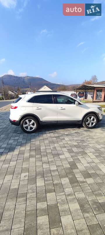Lincoln MKC 2015