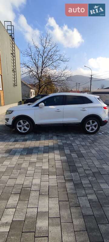 Lincoln MKC 2015