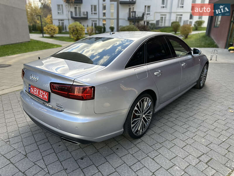 Audi-26