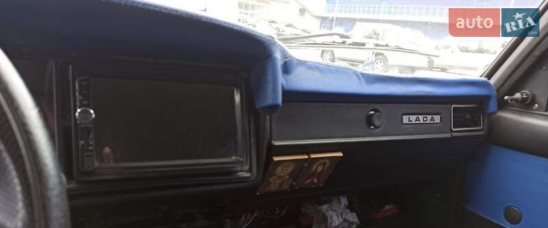 ВАЗ / Lada-2