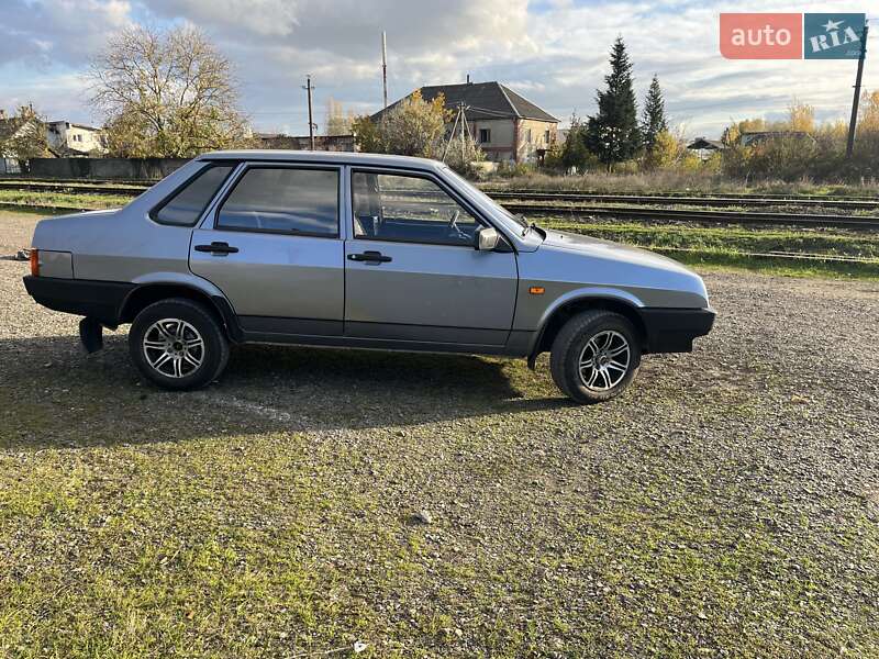 VAZ / Lada 21099 2007