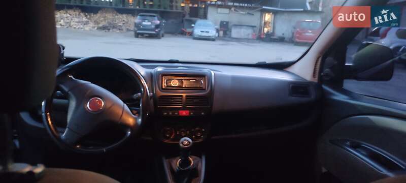 Fiat Doblo 2010