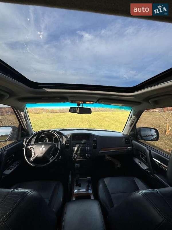 Mitsubishi Pajero 2007