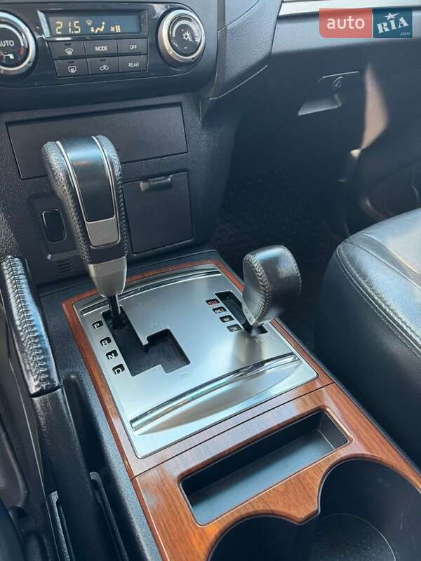 Mitsubishi Pajero 2007