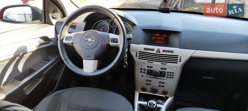 Opel Astra 2007