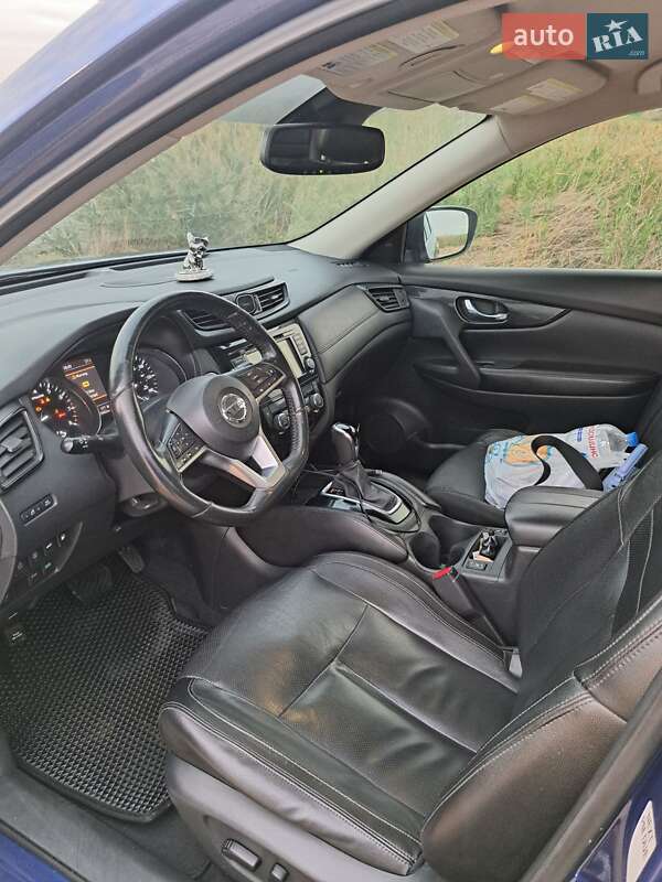 Nissan-10