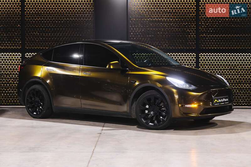 Tesla Model Y 2021