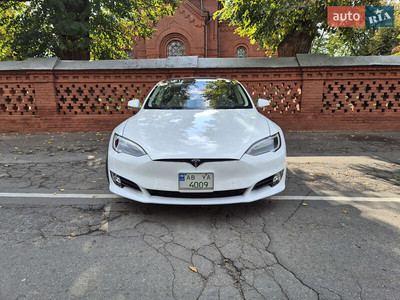 Tesla-33