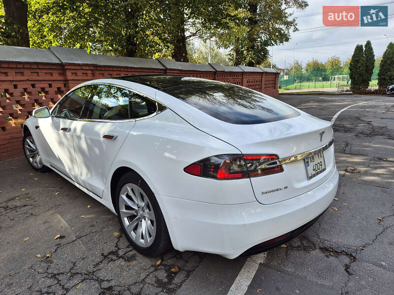 Tesla-18