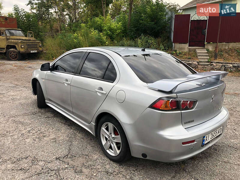 Mitsubishi-4